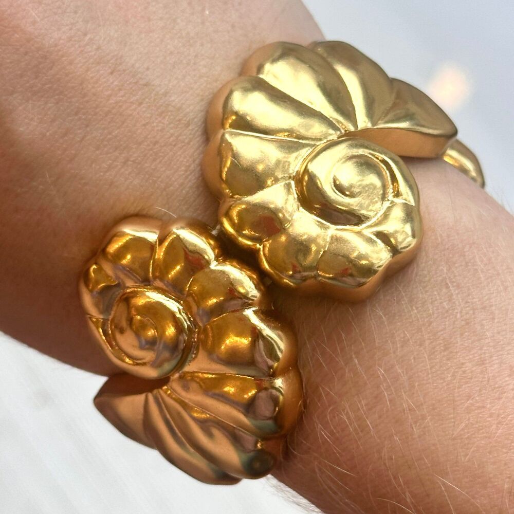 J.Crew Gold-Tone Seashell Cuff Bracelet